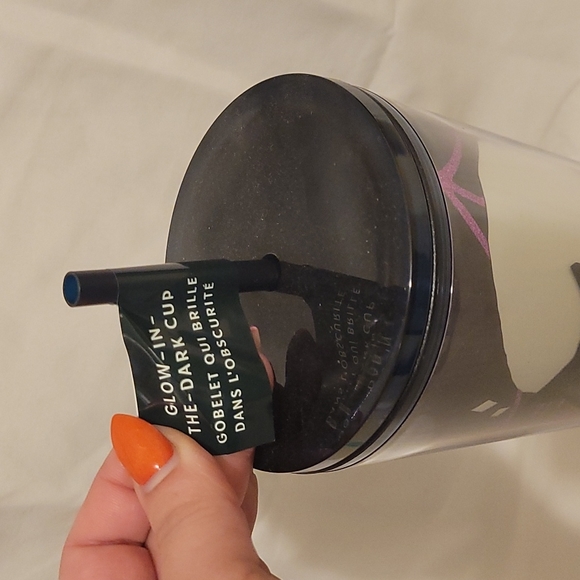 Starbucks Halloween 2021 glow-in-the-dark tumbler - Picture 2 of 3